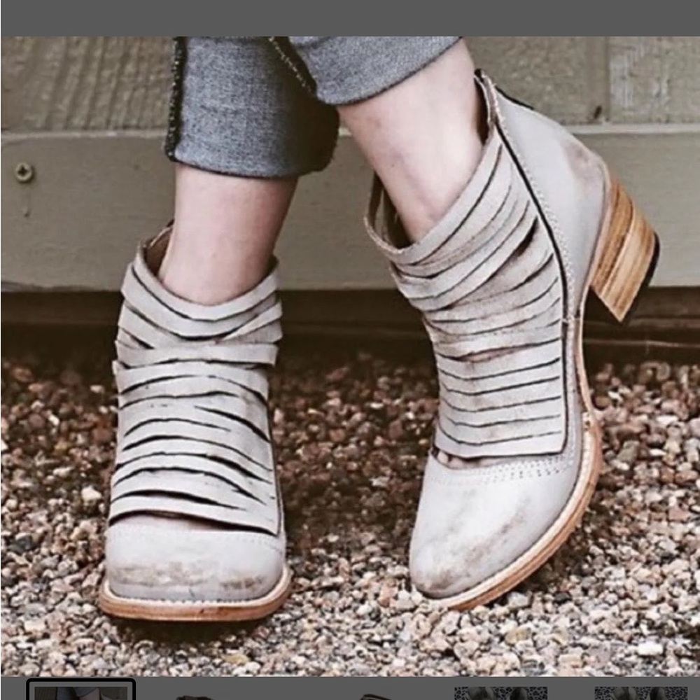 Freebird Sabra booties in Ice
